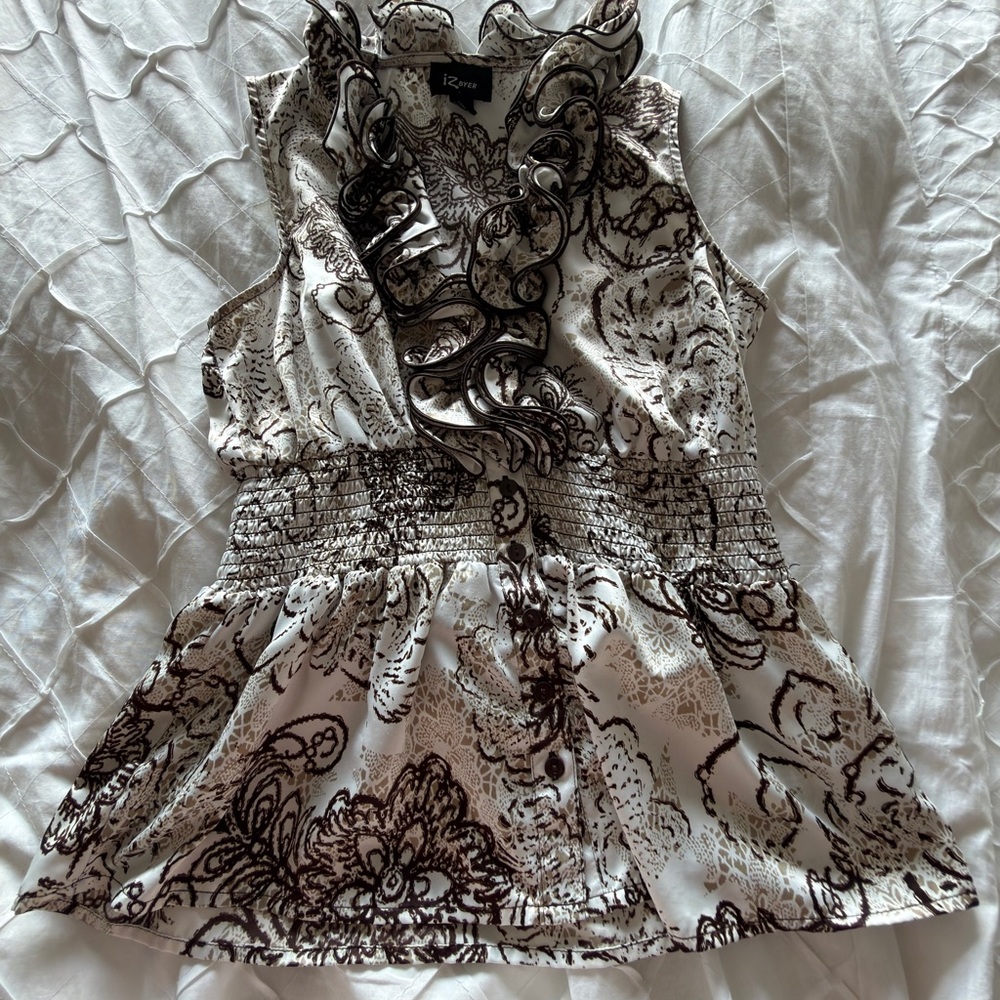 Women's Sleevless Brown and White floral pattern Ruffled Blouse